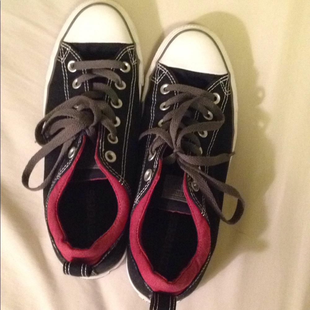Black and red converse
